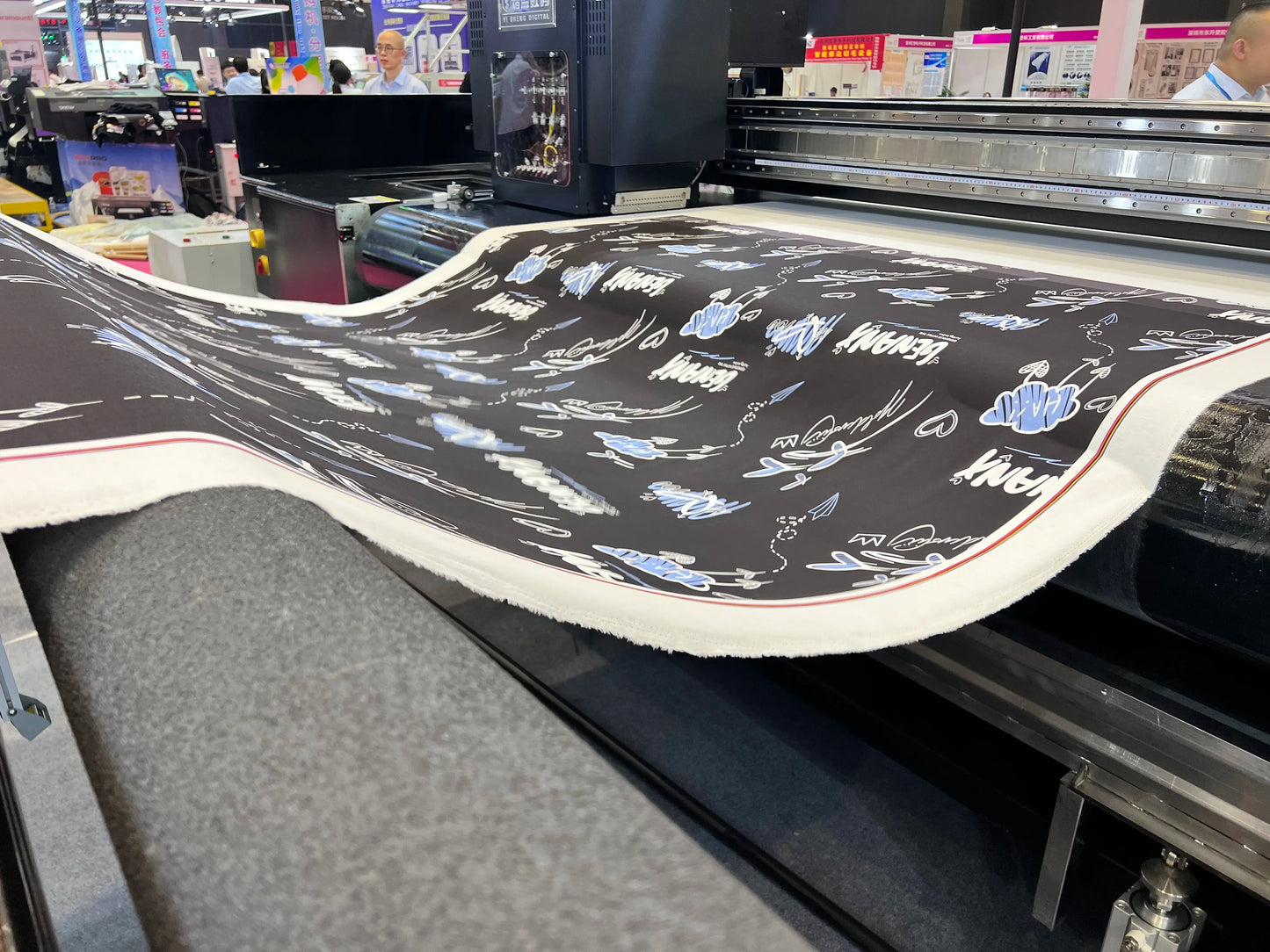 TD1832 textile fabric high-speed digital printing machine with printer nozzle pump