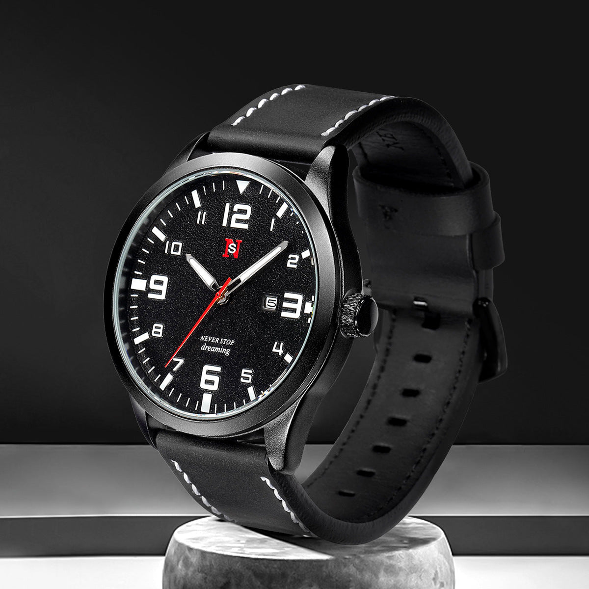 Mens Quartz Watches With A Leather Strap