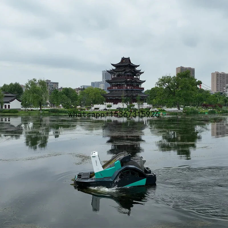 River or Lake Pond Automatic Cleaning Machine Mowing