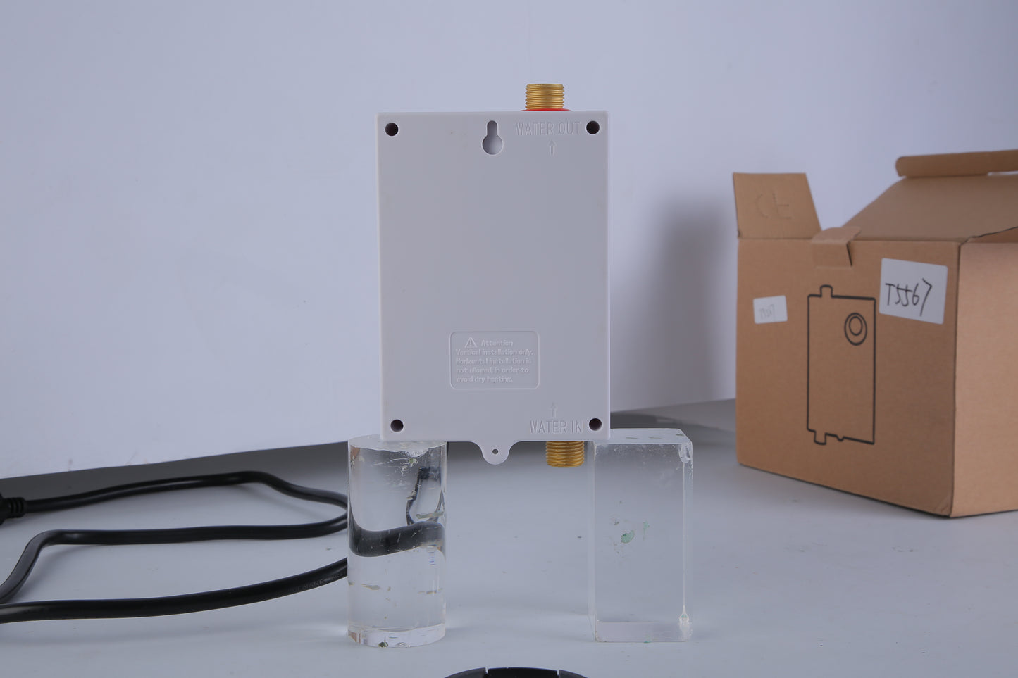 3000W Electric Tankless Water Heater, With Digital Display For Kitchen Or Bathroom Use